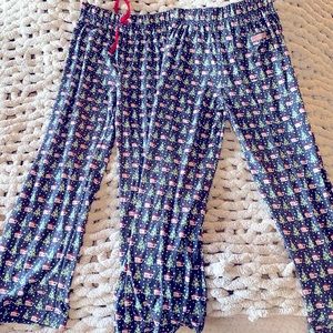 Boys extra soft, vineyard vines pajama bottoms. Christmas theme.